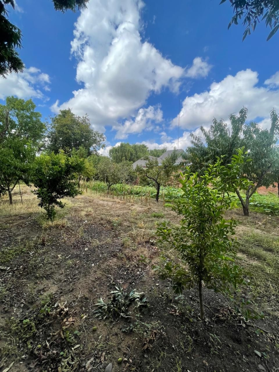 5 Bedroom Property for Sale in Christiana North West